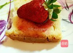 Strawberry Hokkaido Milk Toast Recipe Illustration 11