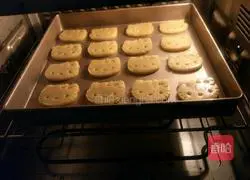  Illustration of how to make KT biscuits (corn oil version) 10