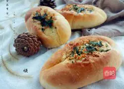 Illustration of how to make golden garlic borscht buns 13