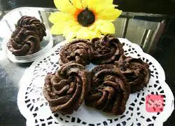 Chocolate Cookie Recipe Illustration 13