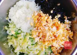 Illustration of how to make cabbage stuffed buns 11