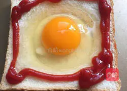 Illustration of how to make egg and cheese toast 5