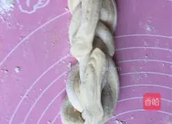 Illustration of how to make Danish crispy toast 10