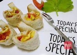 Illustration of how to make bread and egg rolls in the breakfast chapter of Baby Cookbook 7