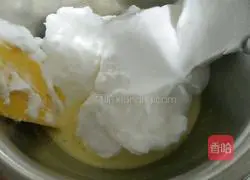 Illustration of how to make finger biscuits 3