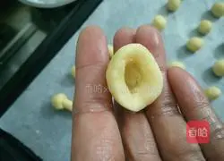 Illustration of how to make Mushroom Biscuits (Diy Mushroom Guli) 4