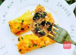 Illustration of how to make quick breakfast toast rolls in 5 minutes 8