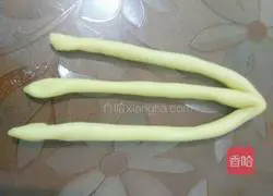 Milk flower-shaped bun recipe 10