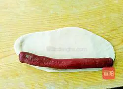 Illustration of how to make colorful striped toast 20