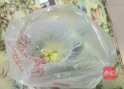 Illustration of how to make green onion biscuits 9