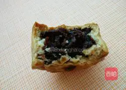 Illustration of how to make jujube paste mooncakes 14