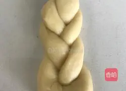 Illustration of steamed bread (one braid and single button bread technique) 9