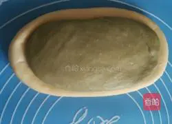 Double-color spit Illustration of the company’s approach 7