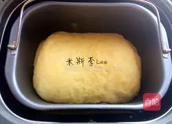 Illustration of how to make bread machine corn raisin toast 8