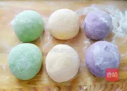 Illustration of how to make colorful hair cakes 5