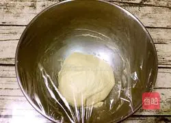 How to make caterpillar bread Illustration 6