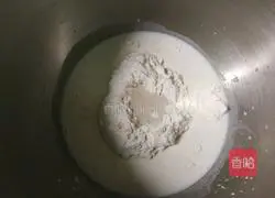 Illustration of how to make meat floss and ham bread 1