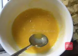 Grilled toast mixed with vegetables Illustration of how to do it 3