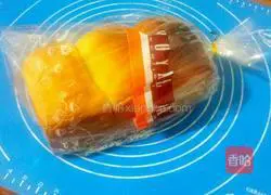 Illustration of how to make Chinese Hokkaido butter toast 15