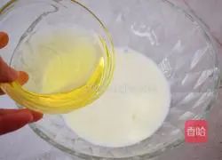 Illustration of how to make cartoon milk biscuits 2