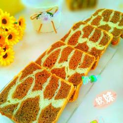 Light cream giraffe pattern toast (tangzhong)