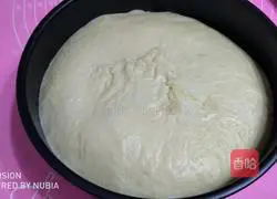 Illustration of how to make caterpillar ham buns 4