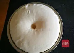 Illustration of how to make black currant milk toast 6