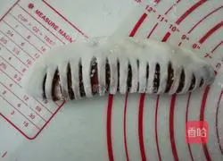 Illustration of how to make bean paste bread 8