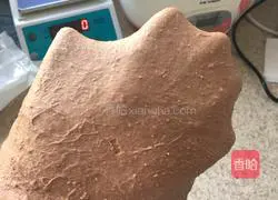 Illustration of how to make chocolate toast with soup method 2