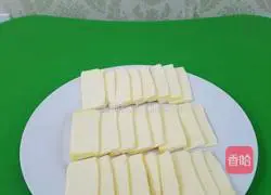 Illustration of making butter cookies 1
