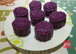 Purple Sweet Potato and Lotus Seed Mooncake Recipe Illustration 8
