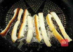 Illustration of how to eat two toasts 9