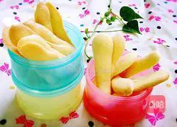 Illustration of how to make finger biscuits 9