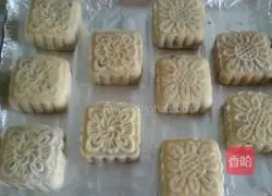 Illustration of how to make Beijing-style pulp mooncakes 14