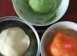 Illustration of how to make three-color bread 2