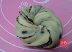 Illustration of how to make bean paste bread rolls 10