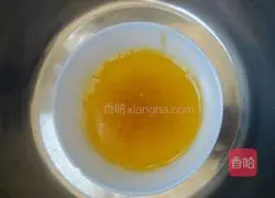 Illustration of making oatmeal biscuits 2