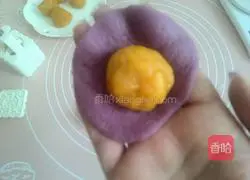 Purple Sweet Potato Pumpkin Snow Skin Mooncake Recipe Illustration 8