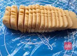 Illustration of how to make egg cookies 10