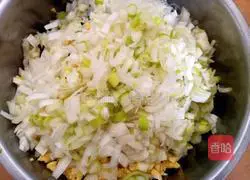 Illustration of how to make cabbage stuffed buns 12