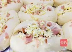 Crispy Sausage Cheese Bread Recipe Illustration 10