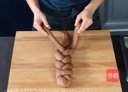 Chocolate Cinnamon Toast Bread Recipe Illustration 12