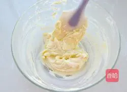 Pictures of how to make pineapple buns 10