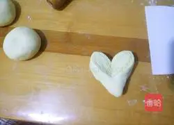 Coconut heart-shaped bread recipe 14