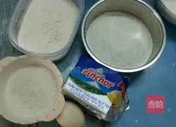 Illustration of how to make shredded coconut cookies 1