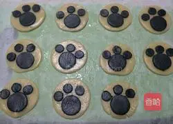 Illustration of how to make cat claw biscuits 14