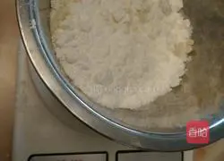 Chocolate Macaron Recipe Illustration 2