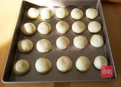 Illustration of how to make light cream meal buns 14