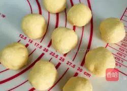 Illustration of how to make super soft coconut buns 6