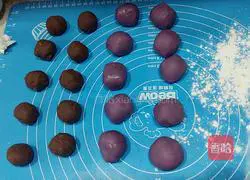 Illustration of how to make purple sweet potato and rose bean paste mooncakes 10